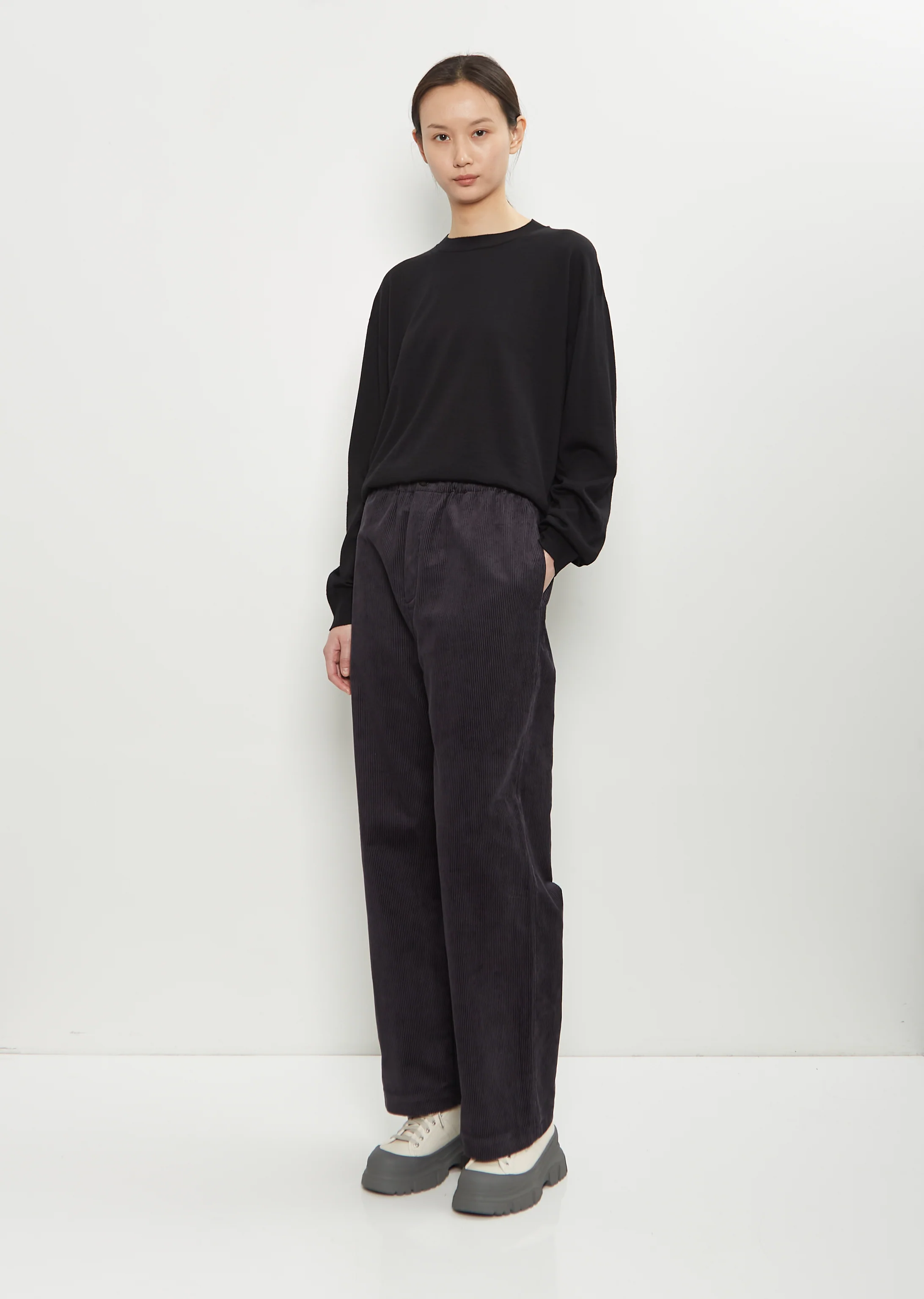 Pinot Cotton Corduroy Relaxed Pants — Graphite - Image 4